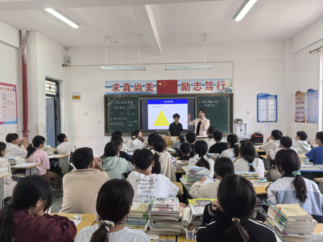 宿州市妇联开展“智慧家长”公益课堂巡讲活...